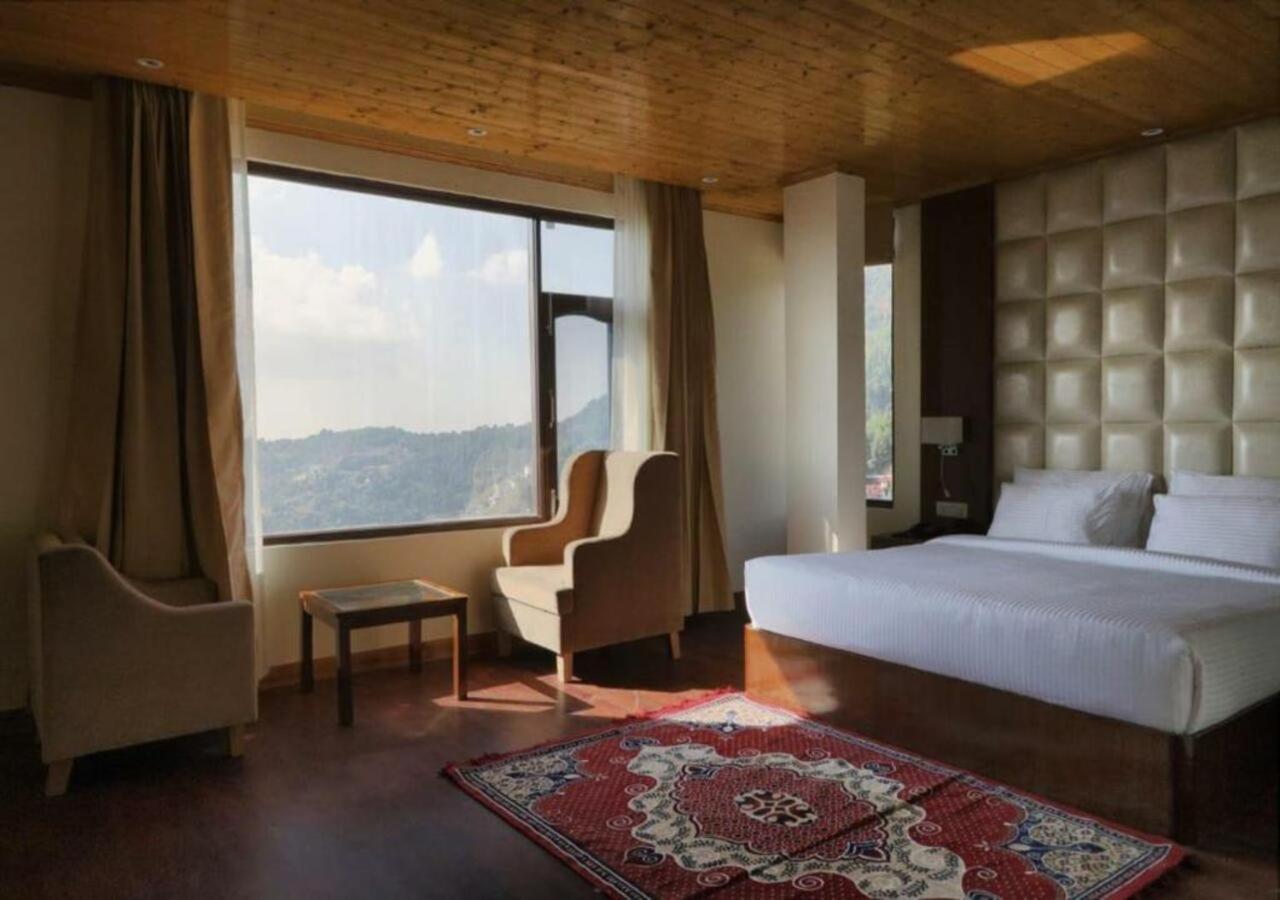 Hotel The Alpine Retreat Šimla Exteriér fotografie